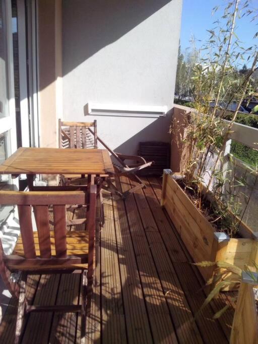 City & Cosy, Lyon Charcot- Wifi - Lave Linge - Balcon - Parking Екстер'єр фото