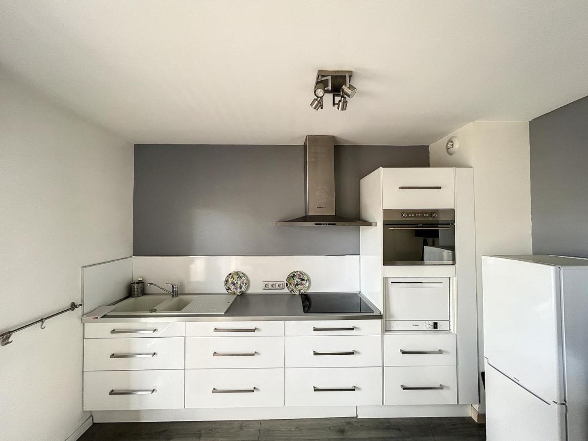 City & Cosy, Lyon Charcot- Wifi - Lave Linge - Balcon - Parking Екстер'єр фото