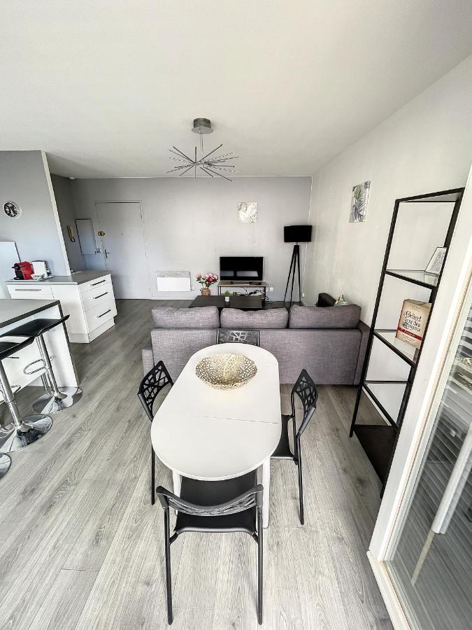 City & Cosy, Lyon Charcot- Wifi - Lave Linge - Balcon - Parking Екстер'єр фото