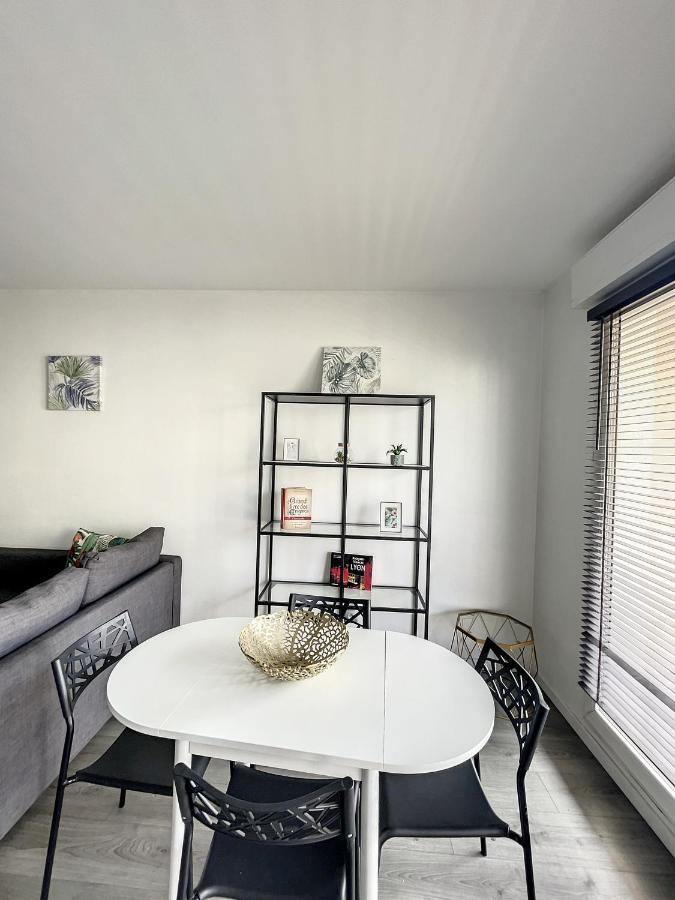 City & Cosy, Lyon Charcot- Wifi - Lave Linge - Balcon - Parking Екстер'єр фото