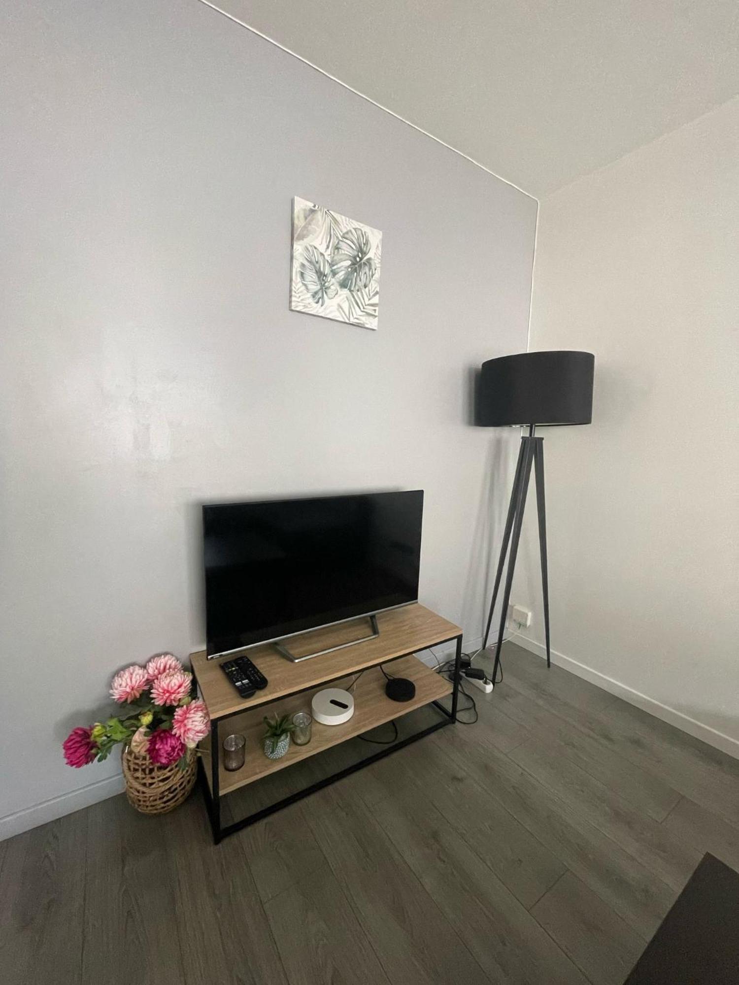 City & Cosy, Lyon Charcot- Wifi - Lave Linge - Balcon - Parking Екстер'єр фото