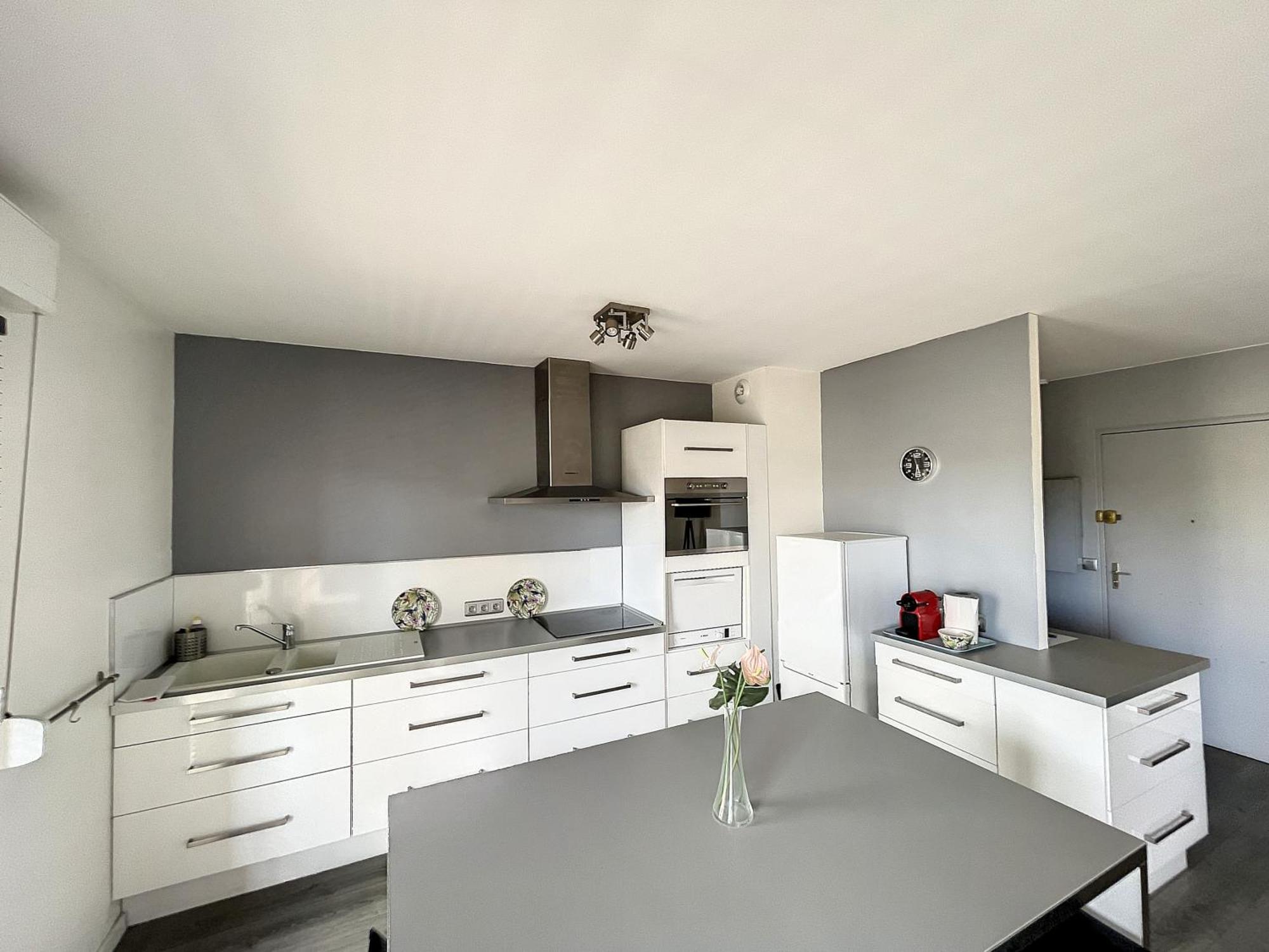 City & Cosy, Lyon Charcot- Wifi - Lave Linge - Balcon - Parking Екстер'єр фото